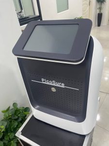 دستگاه لیزر پیکوشور کیوسوئیچ